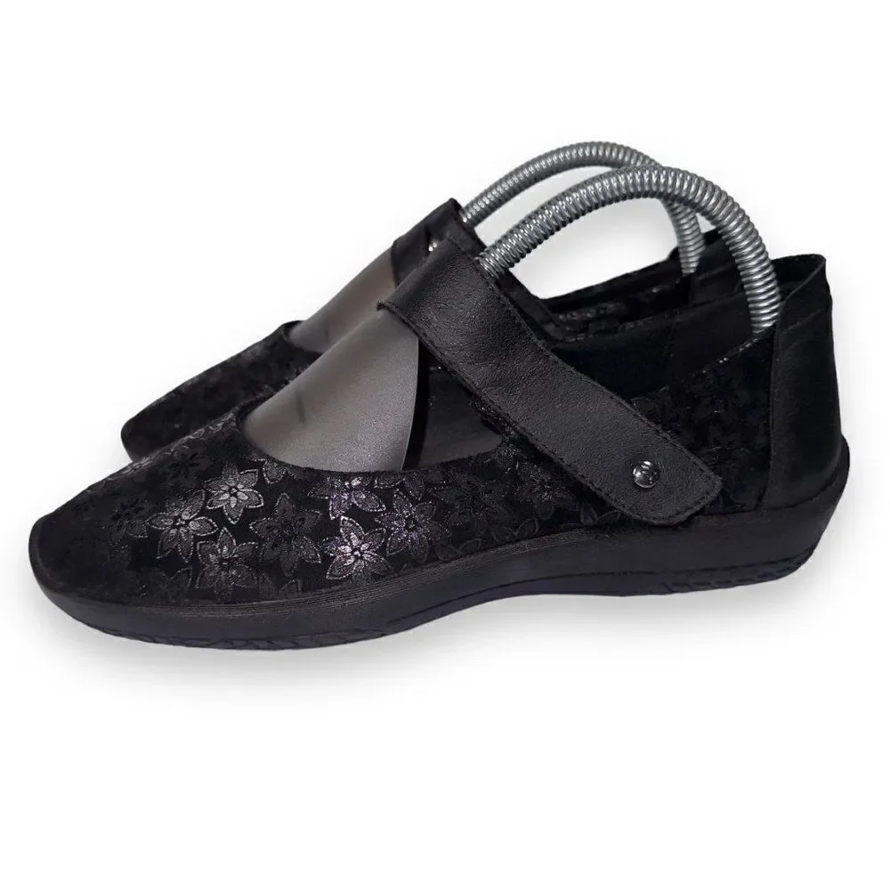 Arcopedico‎ Cosmo Flower Mary Jane Loafers Black / Silver Women's 7